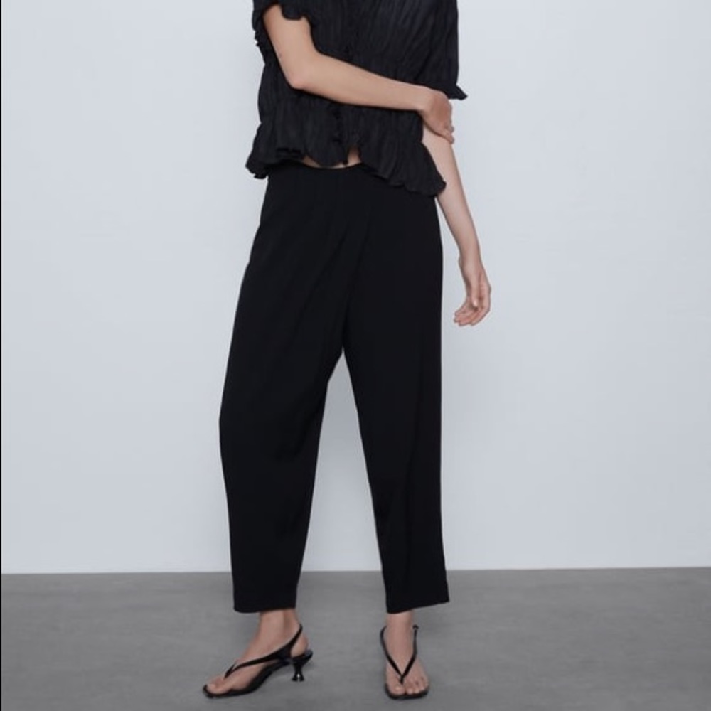 ZARA Flowy Box Pleated Pants